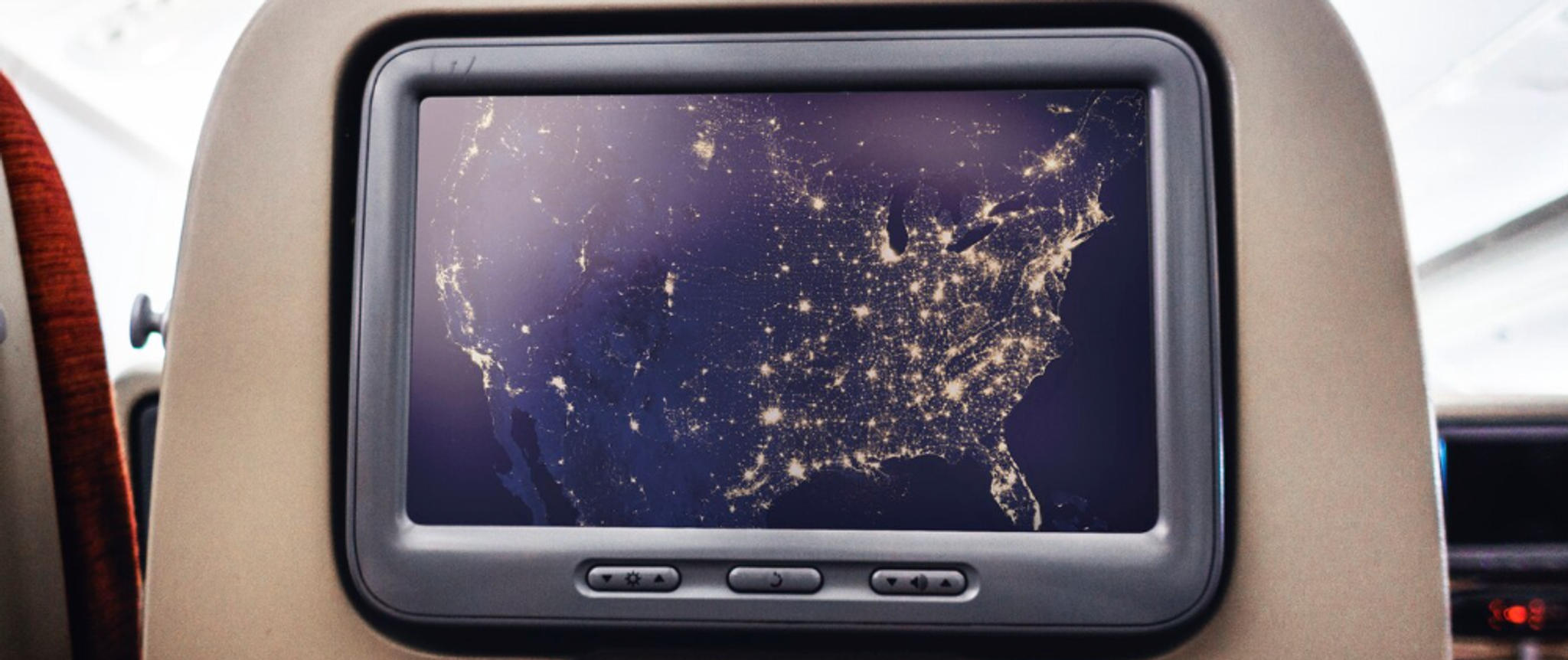 Map-of-US-airports-displayed-on-seatback-screen