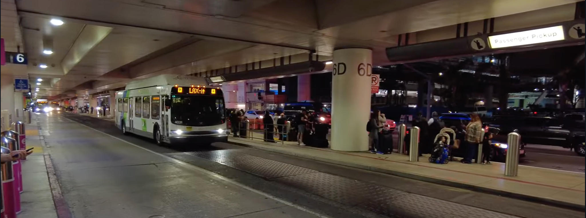 airport-public-transit-bus