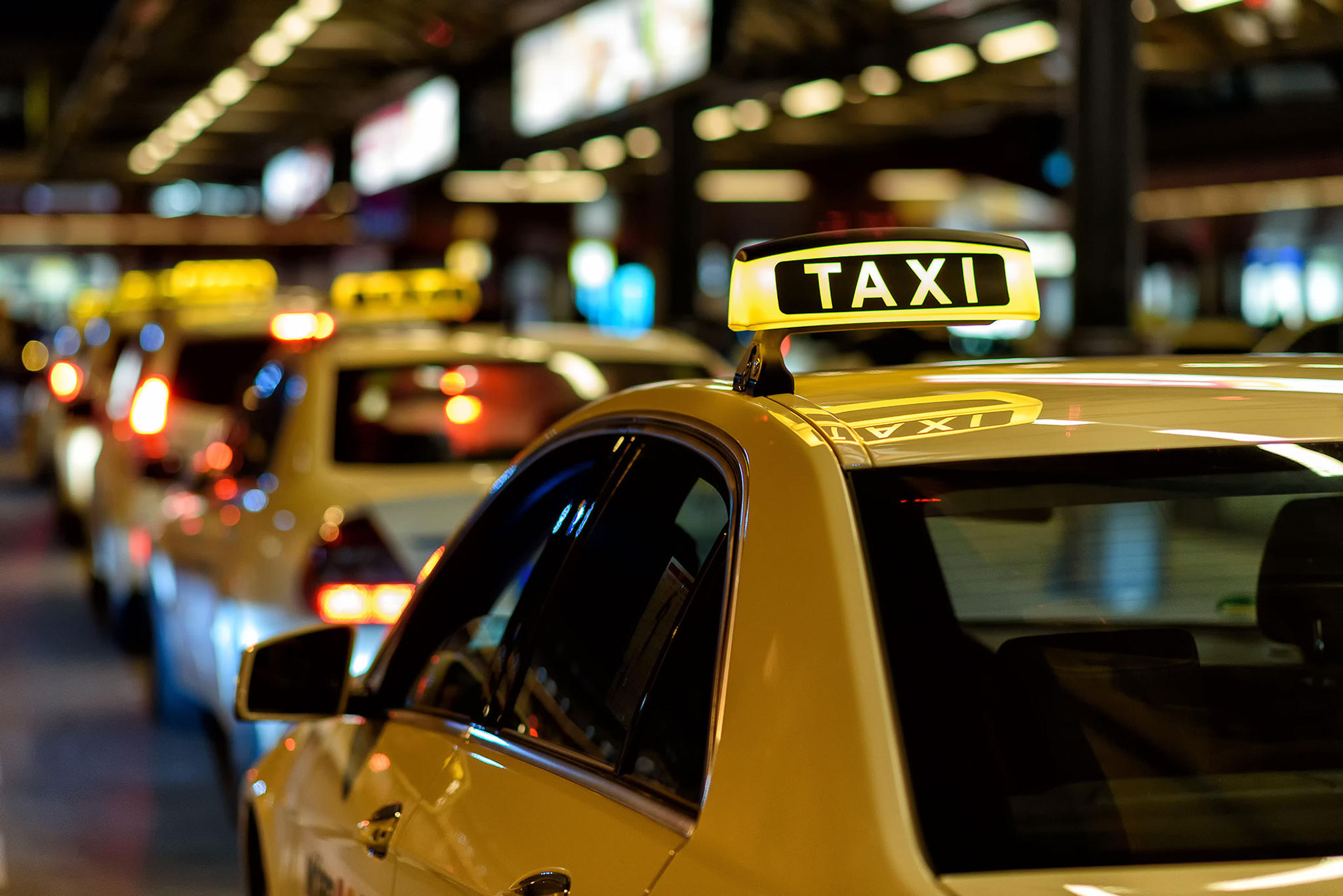 taxis-cars-on-the-street