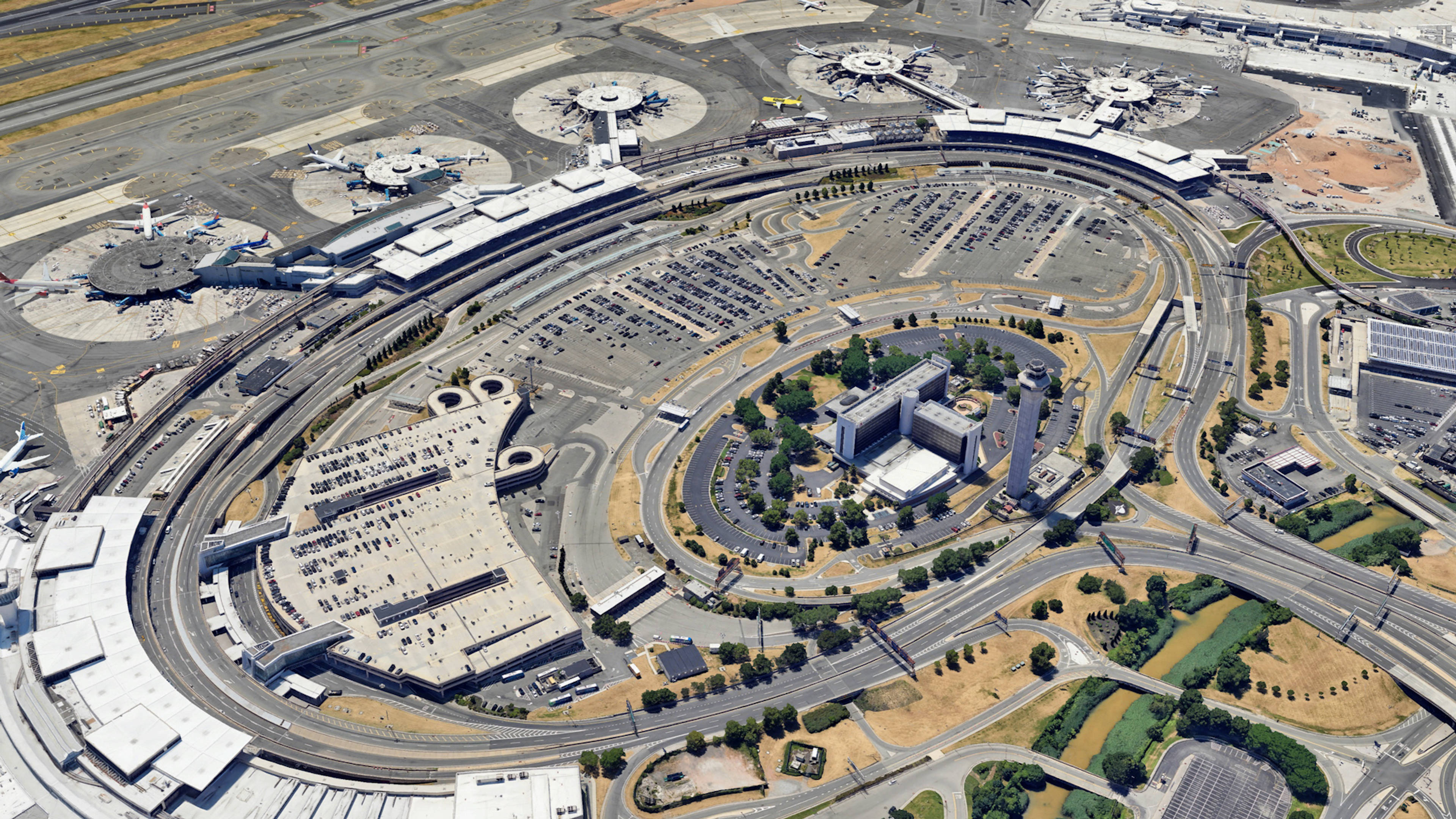  Aerial View of Newark Airport Parking