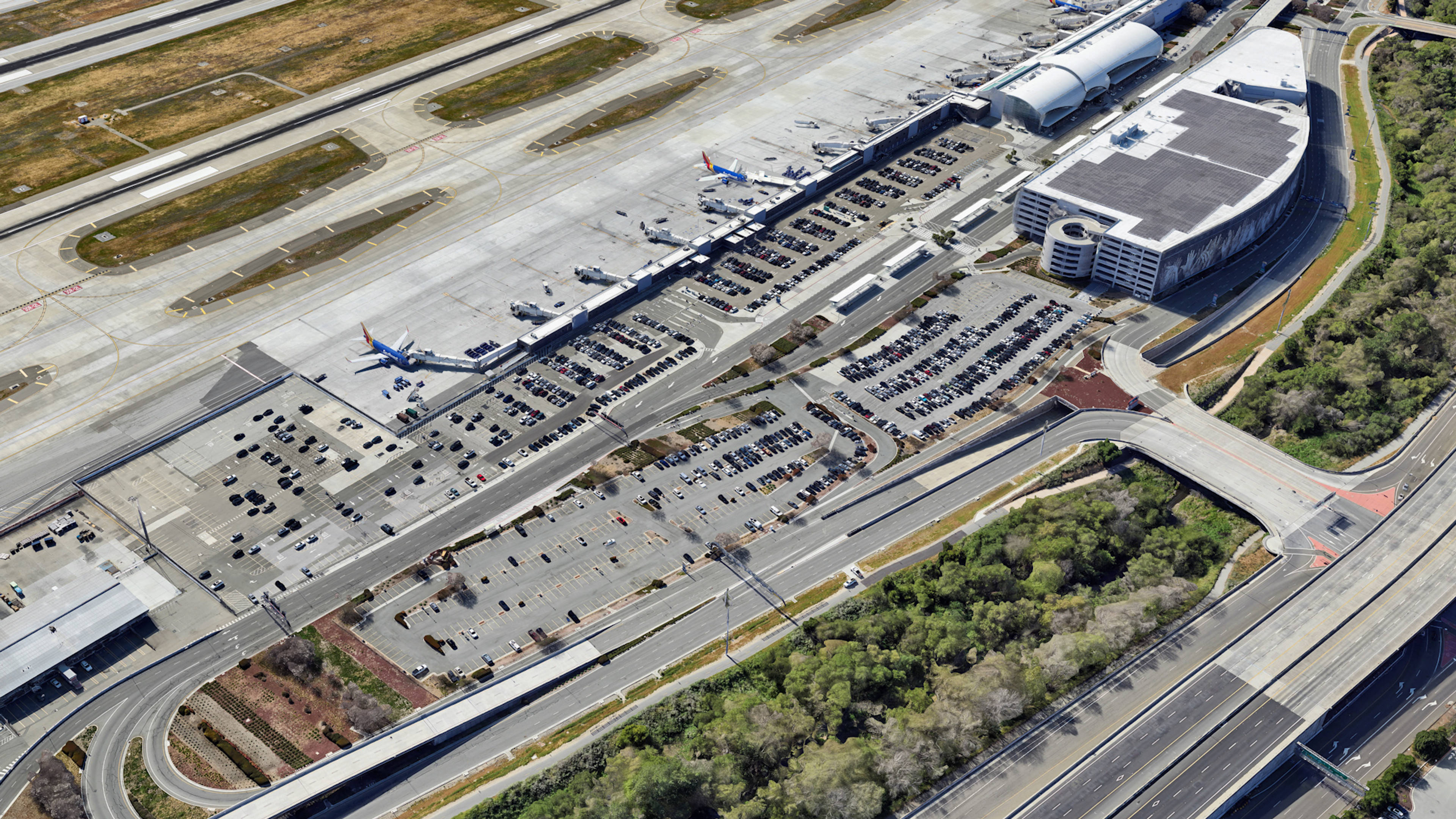  Aerial View of San Jose Airport Parking