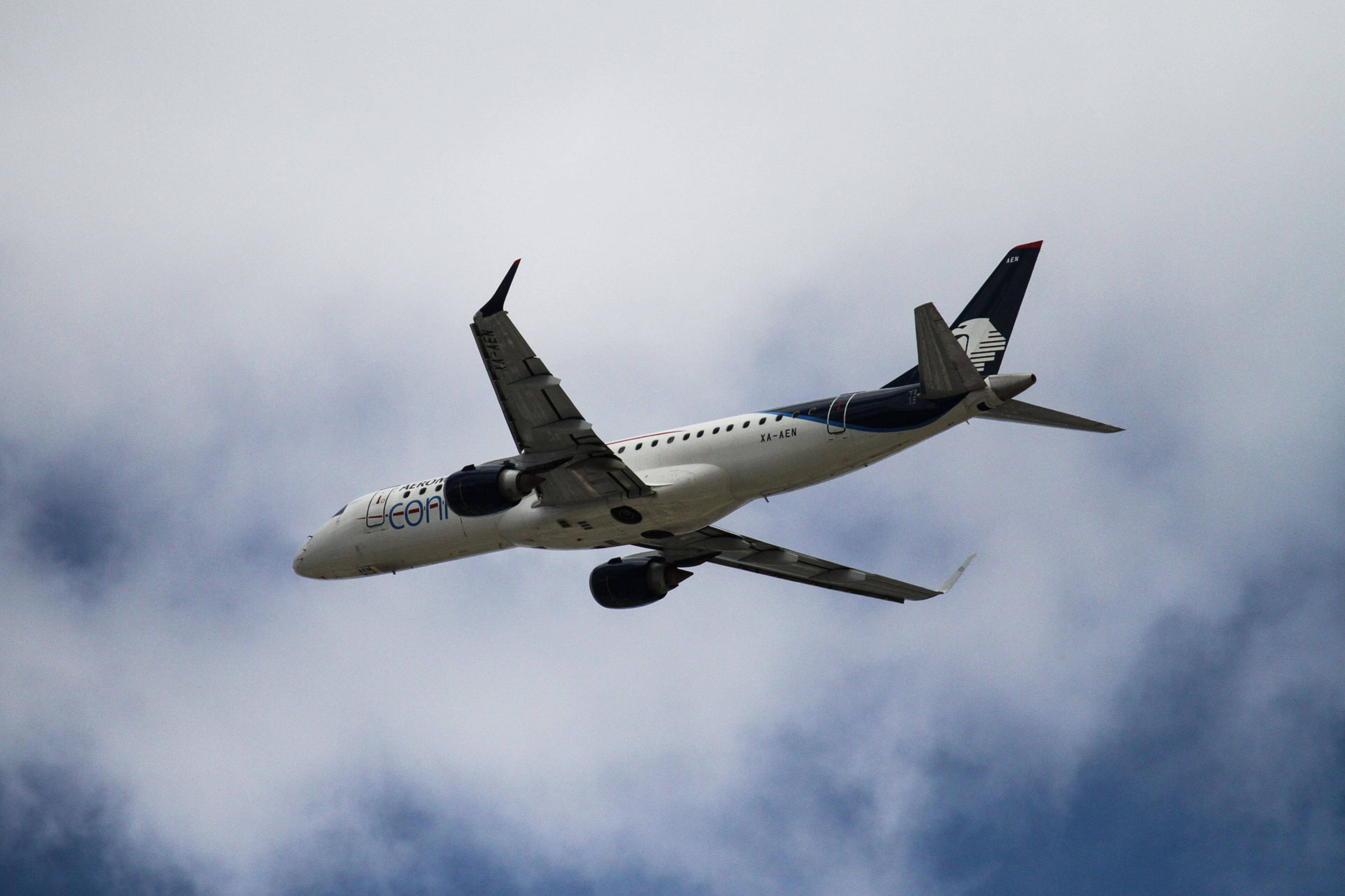 Aeromexico Flight tracker
