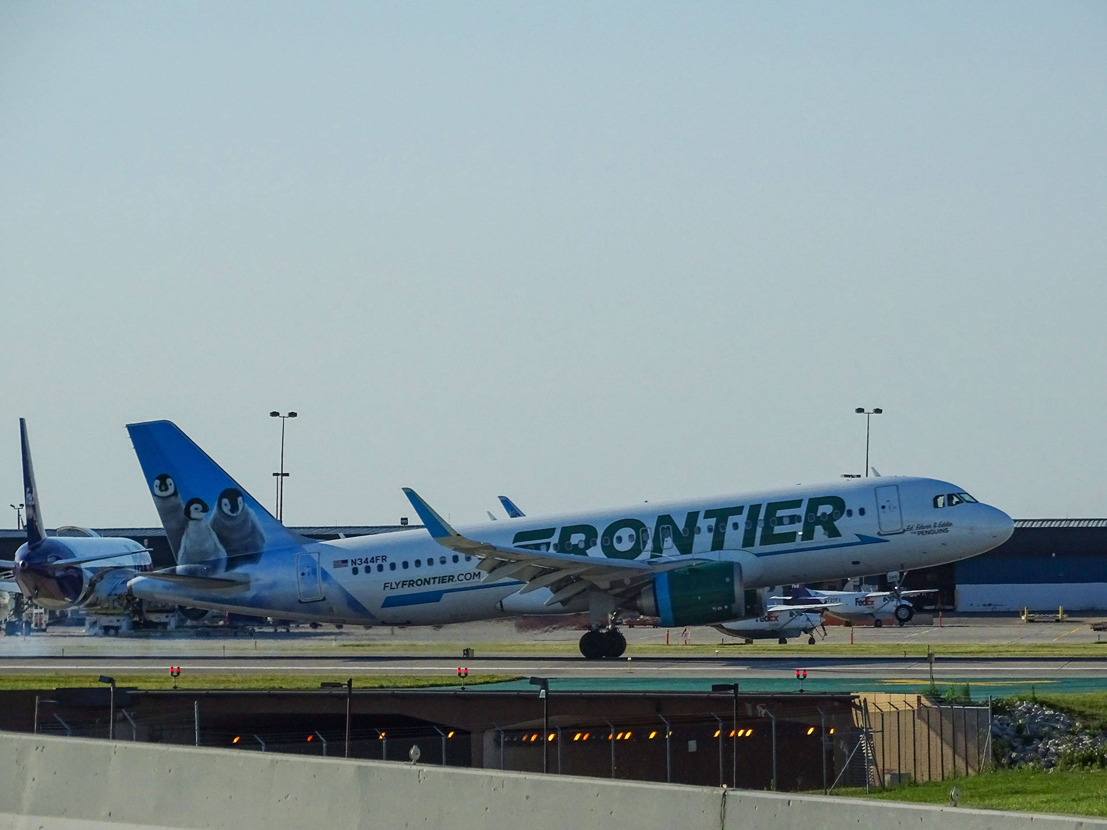 Frontier Airlines Flight tracker